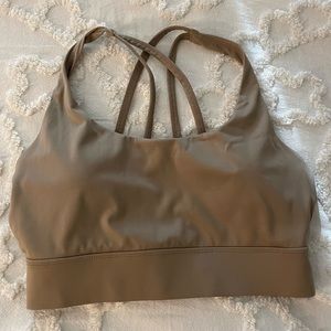 Balance Athletica - Quest top in Dune - Size Small